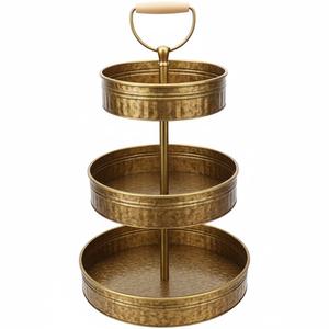 Plateau de service rond à 3 niveaux en métal avec revêtement en poudre dorée antique, prix de gros, artisanal, pour la présentation de desserts et de cupcakes - Product Image 1