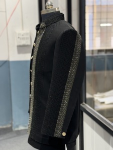 Traje Indo-Occidental de Alta Gama para Hombre con Pedrería, Sherwani Negro para Boda, Ropa de Novio India Personalizada al por Mayor, Elástico - Product Image 4