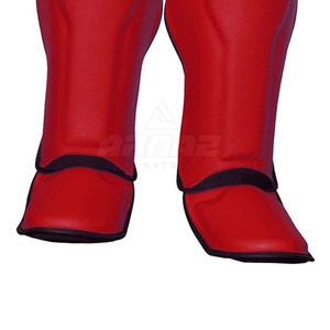 Espinillera con Diseño Equilibrado y Sensación Interior Suave, con Cierre Ajustable y Soporte Cómodo - Product Image 6