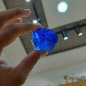 Pedra áspera e crua de obsidiana azul em massa de alta qualidade para curar e pedras de Feng Shui artesanato de cristal da Índia por OCA