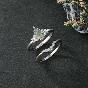 Anillo de Compromiso Jeulia con Ágata Musgosa de Corte Ovalado Geométrico en Plata de Ley Chapada en Rodio - Product Image 6