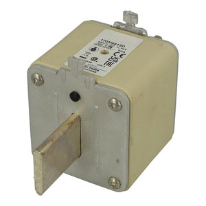 Fusible 170M6813D, 690V, conçu pour une protection sécurisée des circuits dans les applications industrielles - Product Image 6