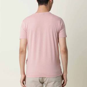 Vente chaude 2023 unisexe hommes T-Shirt personnalisé couleur bloc conception longue longueur en gros pour hommes et garçons - Product Image 1