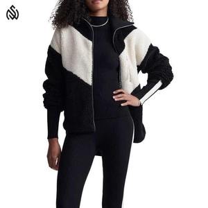 Veste polaire Sherpa confortable pour femme pour l'hiver en plein air longue chaude Faux respirant avec aspect flou - Product Image 1