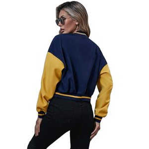 Veste universitaire recadrée de sport vintage de haute qualité veste de baseball à la mode personnalisée pour les femmes traitement tricoté teint en plaine - Product Image 5