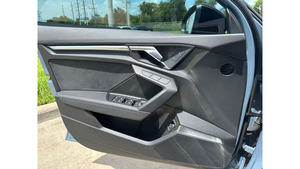 2024 RS 3 Sedan d'occasion en excellent état - Product Image 3
