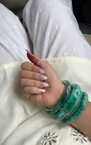 กำไลข้อมืออะคริลิคเรซิ่นทรงกลมลายหินอ่อนสีเขียว ของขวัญเครื่องประดับแฟชั่นสำหรับผู้หญิง - Product Image 3