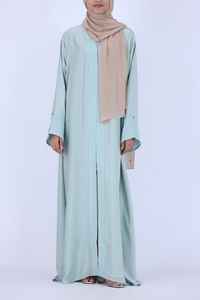 Abaya en crêpe sur mesure en 2 pièces avec ensemble khimar, robe musulmane unie pour la prière, vêtements islamiques en gros, abaya pour le ramadan et l'Aïd - Product Image 4