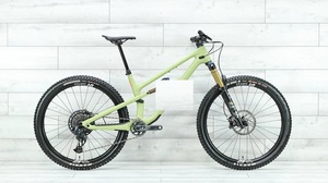 VENTES AUX ENCHÈRES Vélo de montagne Canyon Spectrall 125 CF 9 - 2023 - Product Image 1