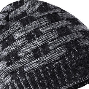 Bonnet Jacquard personnalisé de haute qualité pour hommes Nouveau style Marque privée Bonnet tricoté Impression numérique/bouffée Fabriqué au Pakistan - Product Image 3
