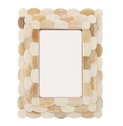 Comme le montrent dans l'image