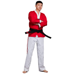 Ensembles d'uniformes de karaté en polyester/coton de haute qualité Logo personnalisé Services OEM respirants à séchage rapide disponibles pour les arts martiaux - Product Image 4