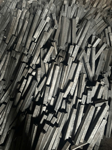 Charbon de sciure de bois carré 100% bois dur provenant de l'usine du Vietnam - BIWOOD COMPANY -+ 84 911 379 511 - Product Image 3