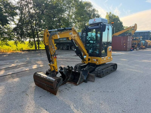 Miniexcavadora CAT 302.7 CR de 2.8 Toneladas, Muy Vendida, con Pocas Horas de Uso (22.2H), Diésel, Compacta, con Sistema Hidráulico Auxiliar - Product Image 2