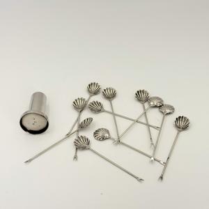 Cuillères à dessert en acier inoxydable pour bar et vente chaude, design unique, manche en forme de coquille longue, pour fruits et glaces - Product Image 4