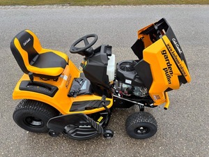 รถของเล่น Cub Cadet XT2 PS 117เครื่องตัดหญ้าอุตสาหกรรมรถแทรคเตอร์กล่องหญ้าปรับแต่งได้ - Product Image 6
