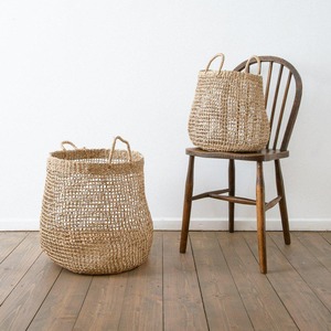 Round <b>woven</b> <b>basket</b> made of sea grass, Mera brand, with a handle - Product Image 4