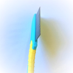 Peigne à dents en plastique avec manche en acier inoxydable Peigne à dents larges Peigne à texture de cheveux pour hommes personnalisé en couleur et logo - Product Image 3