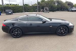 JA GU AR XKR COUPE 2010 d'occasion, conduite à gauche/droite - Product Image 4