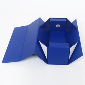 Boîtes cadeaux pliantes en papier recyclable personnalisées, magnétiques, pour vin rouge, avec pelliculage mat et revêtement UV anti-transparence, boîtes rigides. - Product Image 1