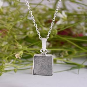 Colgante de Piedra Meteorito de Gema Natural, Colgante de Plata de Ley 925, Joyería Hecha a Mano, Regalo para Ella, Joyería al por Mayor - Product Image 2