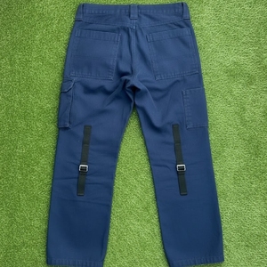 Pantalones Cargo Utilitarios Modernos |   Diseño de múltiples bolsillos |   Pantalones Unisex de Estilo Urbano |   Tela de Alta Calidad al por Mayor - Product Image 2