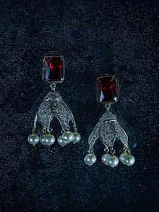 Pendientes de tuerca de moda india de alto grado superventas, cristal de loto brillante y perla con brillo de alta calidad, proveedor directo - Product Image 2