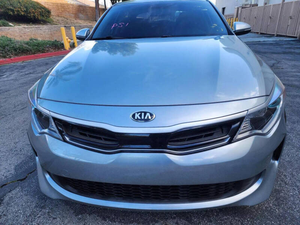 CLEAN USED 2017 K-I-AS Optima Hybrid Premium 4dr Sedan Disponible à la vente - Product Image 3