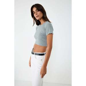 Crop court décontracté en tissu de velours côtelé 100% coton entièrement recouvert de pierres, style décontracté - Product Image 2