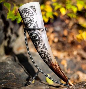 Soporte de cuerno para beber tallado con logotipo personalizable 2025, cuerno de vaca/buey 100% ecológico, capacidad de 300-400ml, artesanía religiosa Natural - Product Image 2