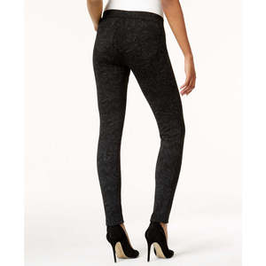 Leggings Sportivi da Donna Style & Co, Neri con Cuciture Frontali, Pantaloni Yoga con Motivi, Tessuto Elasticizzato Lavorato a Maglia, Taglia Piccola - Product Image 2