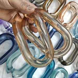 Chaîne murale décorative en résine acrylique moderne et élégante, à maillons, pour la maison, le salon, toutes les couleurs disponibles - Product Image 1