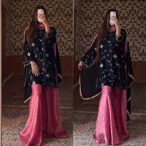 Conjunto de 3 Piezas de Salwar Kameez de Terciopelo con Bordado Completo y Dupatta de Organza, Ropa Tradicional para Mujer para Fiestas, para Todas las Temporadas - Product Image 4