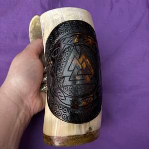 Authentique 100% Original Agate Viking Corne À Boire Tasse Nouveau Design Corne Naturelle Bière Tankard Inde Poli Sculpté Souvenir - Product Image 5