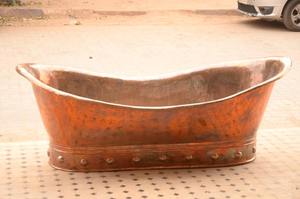 Baignoires en cuivre modernes et écologiques de qualité supérieure fabriquées pour une décoration de salle de bain confortable et sans fin chez Regal Metal World - Product Image 3