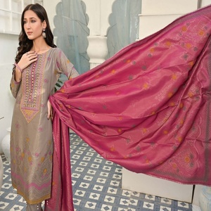 Costumes 3 pièces en soie et viscose pour femme par Bin Hameed Beautiful Stylish Collection avec broderie Volume PARI - Product Image 4