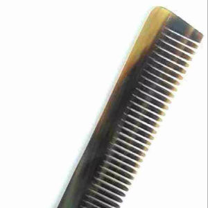Peine de Cuerno Natural de 6 Pulgadas Hecho a Mano, Ecológico y de Alta Calidad para Peinar el Cabello, Hecho de Cuerno de Búfalo Real de la India - Product Image 1