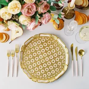 Trending Round Gold Charger Plate Diseño elegante y lujoso para servir comida y postre en bodas, hoteles y restaurantes - Product Image 6