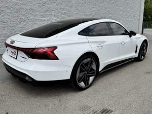 Oferta Especial 2024 Audi RS e-tron GT con Sistema de Motor Dual Sincrónico y Tracción Total Quattro - Product Image 4