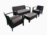 Ensemble de table et chaises de patio en rotin de luxe PHU LINH PLW-PATIO4PCS, 4 places, avec coussins de siège de 5 cm, design moderne, pour extérieur, hôtels et parcs.