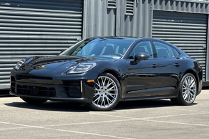Porsche Panamera Sedán 2026, Tracción Trasera, Faros LED, Transmisión Automática, Asientos de Cuero, Motor Turbo, Gasolina - Product Image 4