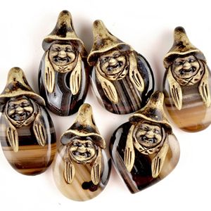 Bijoux anciens faits à la main pendentif naturel agate noire polymère argile ethnique conçu visage cristal guérison diamant charmant - Product Image 1