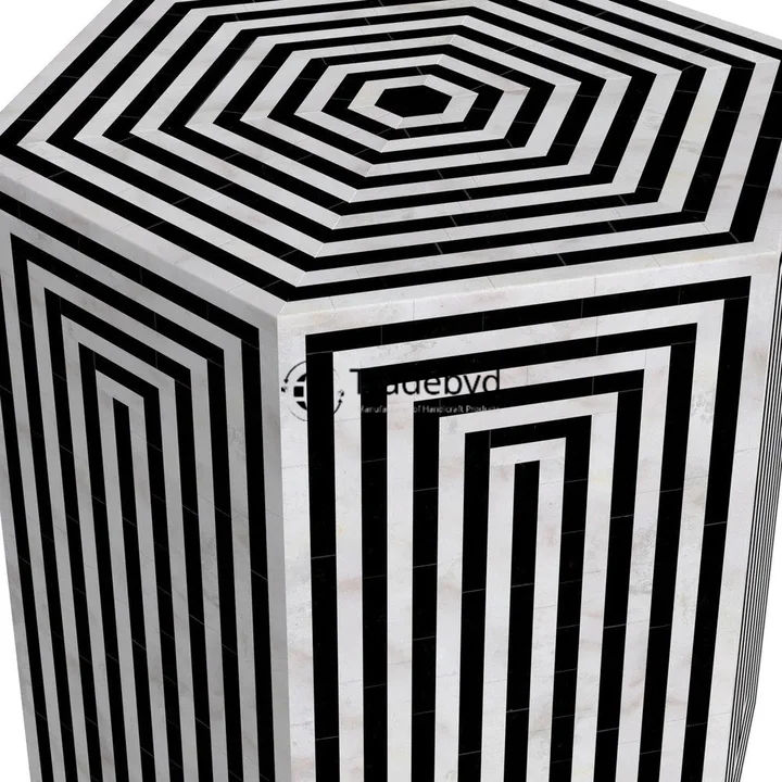 Available in different Colors