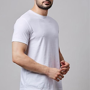 T-shirts pour hommes élégants et fonctionnels pour les séances de sport, les voyages et les tenues décontractées, disponibles en différentes couleurs - Product Image 3