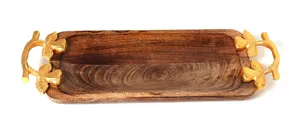 Plateau en bois d'acacia de grande taille avec poignée dorée de luxe, idéal pour servir à la maison, dans la cuisine, plateau de petit-déjeuner Mehak Impex - Product Image 4