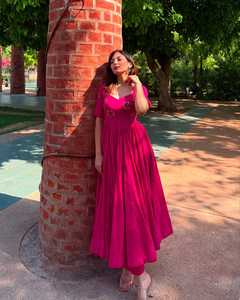 Ensemble Kurti Pantalon Anarkali Kameez pour Femme en Coton Ethnique Style Indien avec Broderie et Travail de Miroir pour Mariage, Fête et Occasions Spéciales - Vente en Gros - Product Image 2