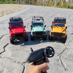 Modelo <span class=keywords><strong>MN</strong></span> <span class=keywords><strong>MN</strong></span>-90 1/12 RC Crawler <span class=keywords><strong>D90</strong></span> Estilo Defender, Camioneta Todoterreno 4WD con Luces LED, Vehículo de Escalada de Roca a Escala, Modelo de Grado Hobby RTR - Product Image 6