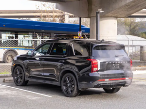 HYUNDAI PALISADE 2024 USADO, PRIMERA MANO, 7 PASAJEROS, CÁMARA 360, CUERO, VOLANTE A LA IZQUIERDA - Product Image 2