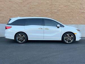 ฮอนด้า โอดิสซีย์ EX-L ปี 2023 รถ 7 ที่นั่ง พวงมาลัยซ้าย มาตรฐานไอเสียยูโร 4 วิ่ง 25,000-50,000 ไมล์ รถครอบครัว สภาพสมบูรณ์แบบ 100% - Product Image 2