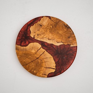 Planche de bois rustique en résine époxy avec motif rivière parfaite pour le service de fromage en cuisine ou les cadeaux rustiques à la maison - Product Image 4